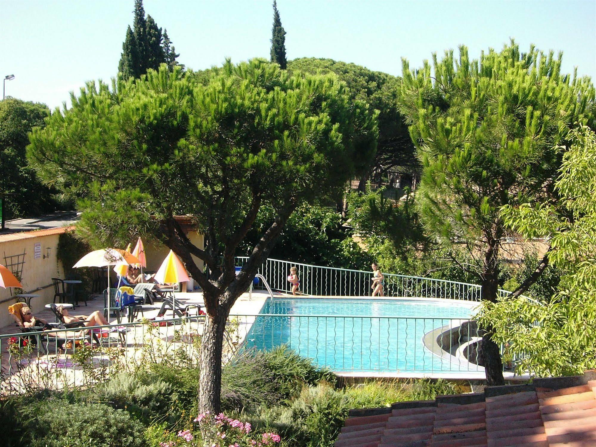 Mas Aurelia B&B Fréjus Exterior photo