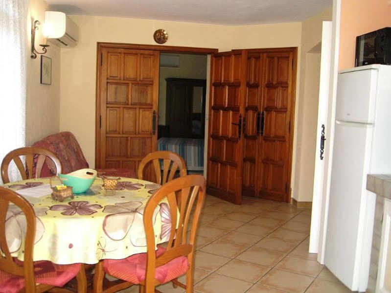 Mas Aurelia B&B Fréjus Exterior photo