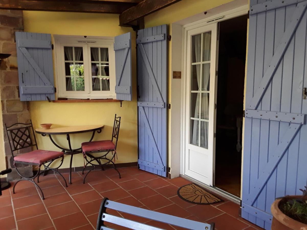 Mas Aurelia B&B Fréjus Exterior photo